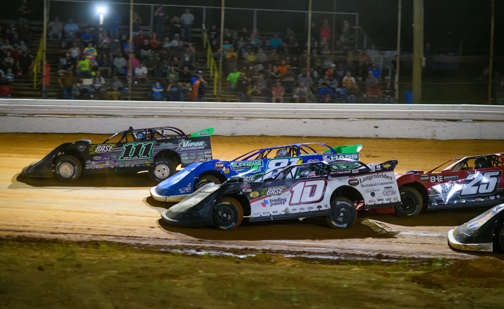 Racing at Boyd's Speedway