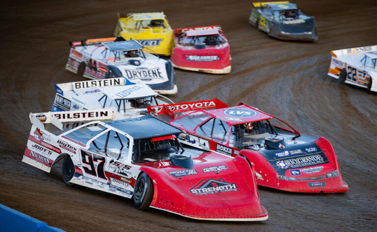 World of Outlaws Late Model 2024 racing