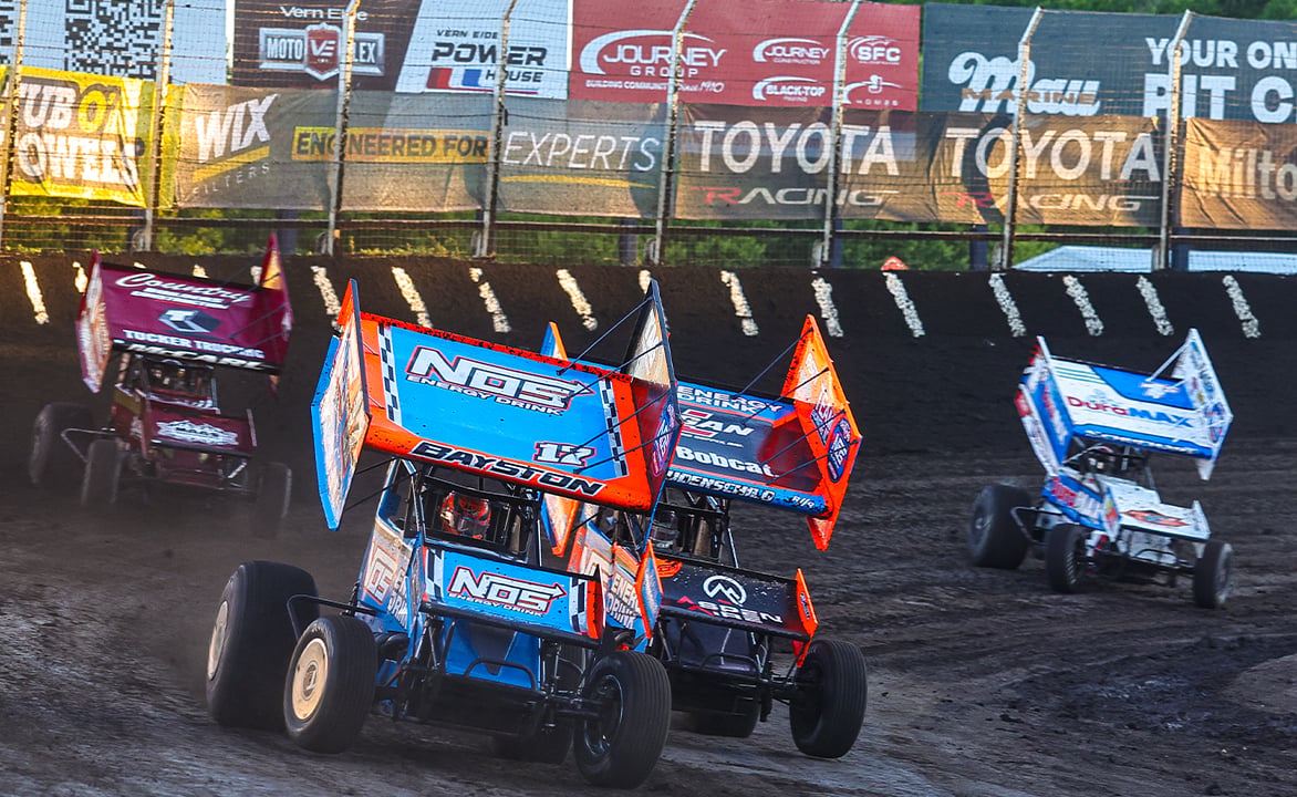 World of Outlaws Sprint Cars racing at Huset's Speedway