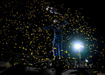 O'Neal in Victory Lane