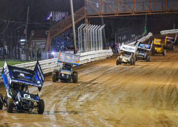 World of Outlaws Sprint Cars racing at Williams Grove Speedway